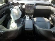 ✅ 2023 Hyundai Tucson Limited • VIN: 5NMJECAE3PH163088 • Lot: 67208554. Wystawiony na Copart z przebiegiem 24 438 mil. Bezpłatny archiwum sprzedaży aukcyjnych z USA i szczegółowy raport historii pojazdu na DreamBid. Zdjęcie 8.