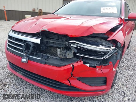 ✅ 2019 Volkswagen Jetta SEL • VIN: 3VWEB7BU6KM167274 • Лот: 41964191. Опубликован ранее на IAAI с пробегом 104 003 миль. Бесплатный доступ к архиву аукционных продаж из США и подробный отчёт об истории автомобиля на DreamBid. Изображение 6.