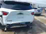 2021 Chevrolet Blazer LT z VIN 3GNKBCR46MS500552, wystawiony jako IAAI lot #42904644 z przebiegiem 77 103 mil mil oraz . Historia ofert i sprzedaży dostępna na DreamBid. Obrazek 6.