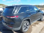 ✅ 2022 Jeep Grand Cherokee • VIN: 1C4RJYB66N8757188 • Lot: 43411033. Listed on IAAI with 27,381 mi. Free auction sales archive from the USA and detailed vehicle history report at DreamBid. Image 4.