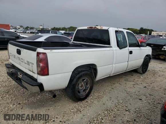 ✅ 2003 Chevrolet Silverado 1500 • VIN: 2GCEC19V631168963 • Лот: 79175394. Опубликован ранее на Copart с пробегом 258 212 миль. Бесплатный доступ к архиву аукционных продаж из США и подробный отчёт об истории автомобиля на DreamBid. Изображение 3.