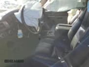 ✅ 2011 Chevrolet Suburban LT • VIN: 1GNSKJE34BR295704 • Lot: 76664374. Wystawiony na Copart z przebiegiem Nie podano. Bezpłatny archiwum sprzedaży aukcyjnych z USA i szczegółowy raport historii pojazdu na DreamBid. Zdjęcie 7.