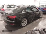 ✅ 2017 Audi A4 • VIN: WAUFNBF4XHN018325 • Lot: 41295582. Wystawiony na IAAI z przebiegiem 65 774 mil. Bezpłatny archiwum sprzedaży aukcyjnych z USA i szczegółowy raport historii pojazdu na DreamBid. Zdjęcie 4.