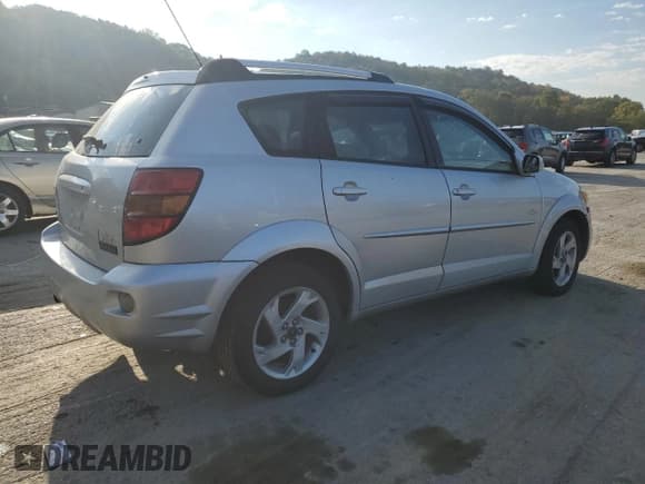 ✅ 2005 Pontiac Vibe • VIN: 5Y2SM63835Z449032 • Lot: 80680665. Listed on Copart with 138,649 mi. Free auction sales archive from the USA and detailed vehicle history report at DreamBid. Image 3.