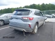 ✅ 2022 Ford Escape SE Hybrid • VIN: 1FMCU9BZ5NUA46081 • Lot: 43052879. Wystawiony na IAAI z przebiegiem 121 686 mil. Bezpłatny archiwum sprzedaży aukcyjnych z USA i szczegółowy raport historii pojazdu na DreamBid. Zdjęcie 4.