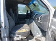 ✅ 2003 Ford Econoline Cargo Super • VIN: 1FTNS24L23HA64806 • Lot: 41788840. Wystawiony na IAAI z przebiegiem 312 125 mil. Bezpłatny archiwum sprzedaży aukcyjnych z USA i szczegółowy raport historii pojazdu na DreamBid. Zdjęcie 5.