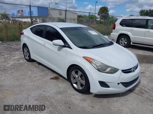 ✅ 2013 Hyundai Elantra GLS • VIN: 5NPDH4AE3DH352008 • Лот: 43484878. Опубликован ранее на IAAI с пробегом 207 568 миль. Бесплатный доступ к архиву аукционных продаж из США и подробный отчёт об истории автомобиля на DreamBid. Изображение 1.