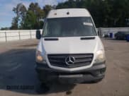 ✅ 2018 Mercedes-Benz Sprinter Cargo Worker • VIN: WD3PE8CD9JP594538 • Лот: 85333545. Опубликован ранее на Copart с пробегом 520 347 миль. Бесплатный доступ к архиву аукционных продаж из США и подробный отчёт об истории автомобиля на DreamBid. Изображение 5.