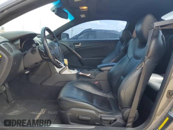 ✅ 2013 Hyundai Genesis Coupe Grand Touring • VIN: KMHHU6KJ8DU080447 • Лот: 80443265. Размещён на Copart с пробегом 181 929 миль миль. Получите бесплатный доступ к архиву аукционных продаж из США и посмотрите подробный отчёт об истории автомобиля на DreamBid. Изображение 7.