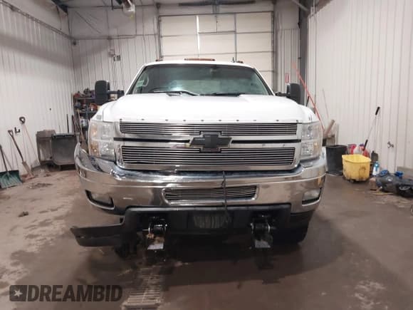 ✅ 2011 Chevrolet Silverado 2500HD LT • VIN: 1GC1KXCG0BF190396 • Лот: 42008385. Опубликован ранее на IAAI с пробегом 193 545 миль. Бесплатный доступ к архиву аукционных продаж из США и подробный отчёт об истории автомобиля на DreamBid. Изображение 13.