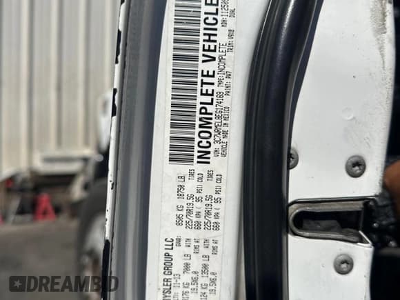 ✅ 2014 Ram 5500 • VIN: 3C7WRMEL8EG174169 • Lot: 85898515. Listed on Copart with 408,424 mi. Free auction sales archive from the USA and detailed vehicle history report at DreamBid. Image 10.