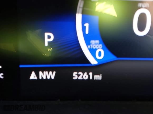 ✅ 2024 Volkswagen Taos SE • VIN: 3VVUX7B23RM114056 • Lot: 43376781. Wystawiony na IAAI z przebiegiem 5 261 mil. Bezpłatny archiwum sprzedaży aukcyjnych z USA i szczegółowy raport historii pojazdu na DreamBid. Zdjęcie 15.