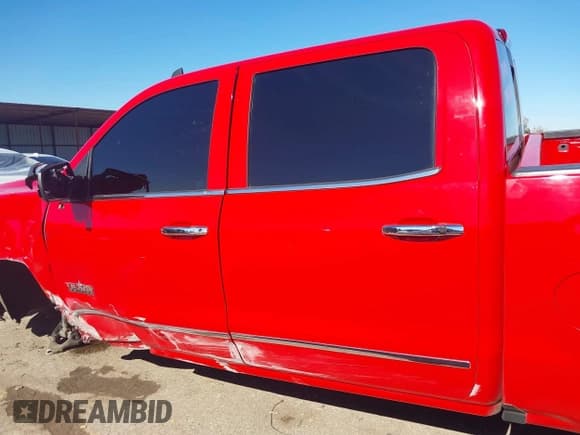 ✅ 2018 Chevrolet Silverado 1500 LTZ • VIN: 3GCUKSEJ8JG384079 • Лот: 41306960. Опубликован ранее на IAAI с пробегом 154 680 миль. Бесплатный доступ к архиву аукционных продаж из США и подробный отчёт об истории автомобиля на DreamBid. Изображение 14.