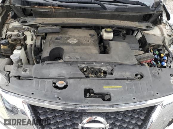 ✅ 2014 Nissan Pathfinder SL • VIN: 5N1AR2MN0EC721240 • Lot: 70325525. Listed on Copart with 107,413 mi. Free auction sales archive from the USA and detailed vehicle history report at DreamBid. Image 12.