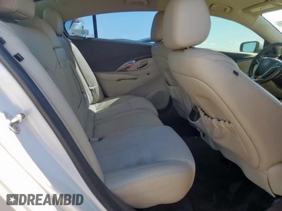 ✅ 2015 Buick LaCrosse • VIN: 1G4GA5G30FF304682 • Lot: 84224065. Wystawiony na Copart z przebiegiem 189 016 mil. Bezpłatny archiwum sprzedaży aukcyjnych z USA i szczegółowy raport historii pojazdu na DreamBid. Zdjęcie 10.