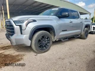 ✅ 2024 Toyota Tundra SR5 • VIN: 5TFLA5AB9RX032277 • Lot: 64227825. Listed on Copart with 40,485 mi. Free auction sales archive from the USA and detailed vehicle history report at DreamBid. Image 1.