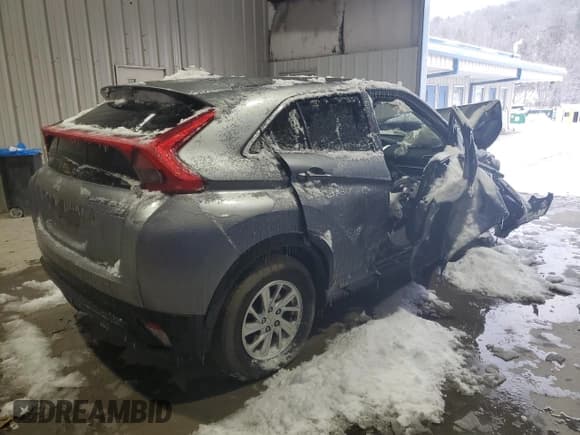 ✅ 2018 Mitsubishi Eclipse Cross ES • VIN: JA4AT3AA2JZ049003 • Лот: 87435854. Опубликован ранее на Copart с пробегом 97 514 миль. Бесплатный доступ к архиву аукционных продаж из США и подробный отчёт об истории автомобиля на DreamBid. Изображение 3.