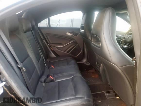 2015 Mercedes-Benz CLA 250 with VIN WDDSJ4EB0FN244305, listed as a Copart auction lot 89731465 with 83,221 mi miles and Salvage title. Bid and sale history available at DreamBid. Image 10.