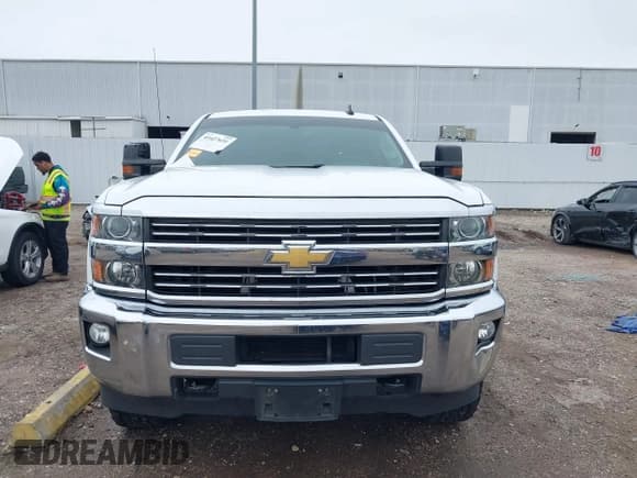 ✅ 2016 Chevrolet Silverado 2500HD LT • VIN: 1GC1KVE8XGF210140 • Лот: 41427651. Опубликован ранее на IAAI с пробегом 137 565 миль. Бесплатный доступ к архиву аукционных продаж из США и подробный отчёт об истории автомобиля на DreamBid. Изображение 12.