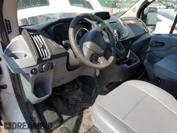 ✅ 2019 Ford Transit • VIN: 1FTYE2CM8KKB68300 • Lot: 71732795. Listed on Copart with 121,397 mi. Free auction sales archive from the USA and detailed vehicle history report at DreamBid. Image 8.