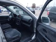 ✅ 2004 Honda CR-V EX • VIN: JHLRD78894C050711 • Lot: 43751727. Wystawiony na IAAI z przebiegiem 176 932 mil. Bezpłatny archiwum sprzedaży aukcyjnych z USA i szczegółowy raport historii pojazdu na DreamBid. Zdjęcie 5.