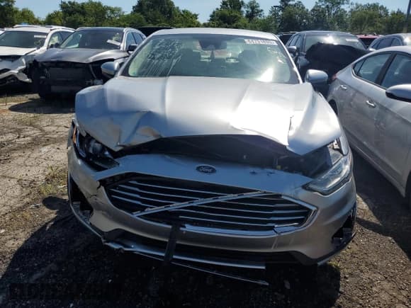 ✅ 2020 Ford Fusion SE • VIN: 3FA6P0HD4LR167453 • Лот: 64791895. Опубликован ранее на Copart с пробегом 83 981 миль. Бесплатный доступ к архиву аукционных продаж из США и подробный отчёт об истории автомобиля на DreamBid. Изображение 5.