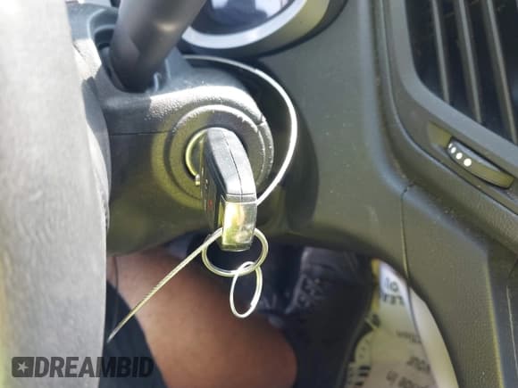 ✅ 2017 Chevrolet Equinox Premier • VIN: 2GNALDEK4H1527706 • Lot: 43184086. Listed on IAAI with 83,961 mi. Free auction sales archive from the USA and detailed vehicle history report at DreamBid. Image 11.