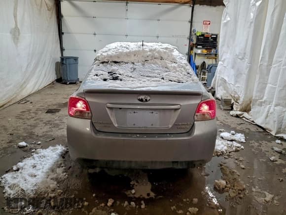 ✅ 2016 Subaru Impreza • VIN: JF1GJAA65GH009444 • Lot: 93757875. Wystawiony na Copart z przebiegiem 172 626 mil. Bezpłatny archiwum sprzedaży aukcyjnych z USA i szczegółowy raport historii pojazdu na DreamBid. Zdjęcie 6.