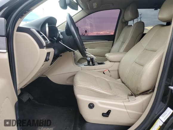 ✅ 2014 Jeep Grand Cherokee Limited • VIN: 1C4RJEBGXEC437845 • Лот: 92917445. Опубликован ранее на Copart с пробегом 126 936 миль. Бесплатный доступ к архиву аукционных продаж из США и подробный отчёт об истории автомобиля на DreamBid. Изображение 7.