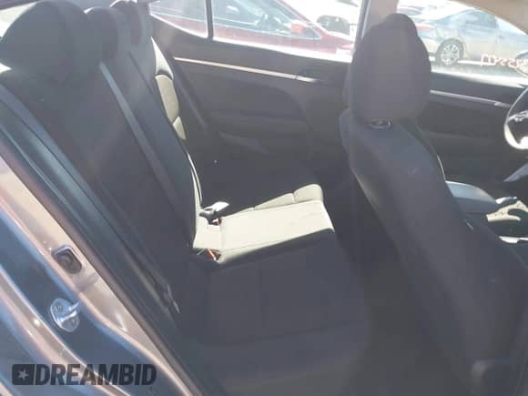 2019 Hyundai Elantra SE с VIN 5NPD74LF2KH419770, выставлен на аукционе IAAI как лот 43584318 с пробегом 127 673 миль миль и . История ставок и продаж доступна на DreamBid. Изображение 8.
