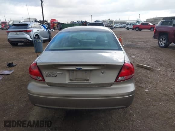 ✅ 2007 Ford Taurus SE • VIN: 1FAFP53U97A116423 • Lot: 43440594. Listed on IAAI with Not provided. Free auction sales archive from the USA and detailed vehicle history report at DreamBid. Image 17.