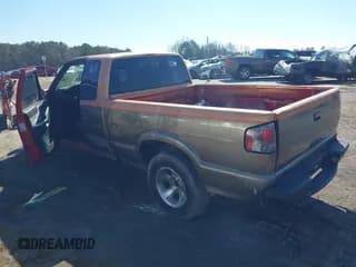 ✅ 1999 Chevrolet S-10 LS Xtreme • VIN: 1GCCS1944X8100486 • Лот: 41644547. Опубликован ранее на IAAI с пробегом 288 232 миль. Бесплатный доступ к архиву аукционных продаж из США и подробный отчёт об истории автомобиля на DreamBid. Изображение 3.