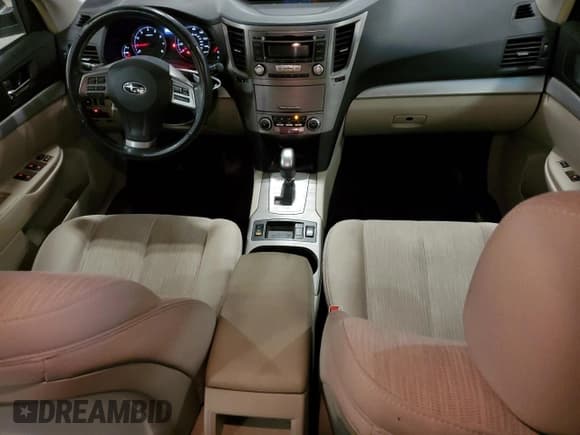 ✅ 2013 Subaru Outback Premium • VIN: 4S4BRCCC4D3207142 • Lot: 56904325. Wystawiony na Copart z przebiegiem 204 388 mil. Bezpłatny archiwum sprzedaży aukcyjnych z USA i szczegółowy raport historii pojazdu na DreamBid. Zdjęcie 8.