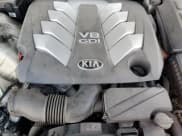 ✅ 2016 Kia K900 Luxury • VIN: KNALW4D41G6031150 • Лот: 84642644. Опубликован ранее на Copart с пробегом 128 068 миль. Бесплатный доступ к архиву аукционных продаж из США и подробный отчёт об истории автомобиля на DreamBid. Изображение 13.