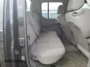 ✅ 2005 Nissan Frontier SE • VIN: 1N6AD07U45C422664 • Lot: 85315585. Wystawiony na Copart z przebiegiem 172 617 mil. Bezpłatny archiwum sprzedaży aukcyjnych z USA i szczegółowy raport historii pojazdu na DreamBid. Zdjęcie 10.