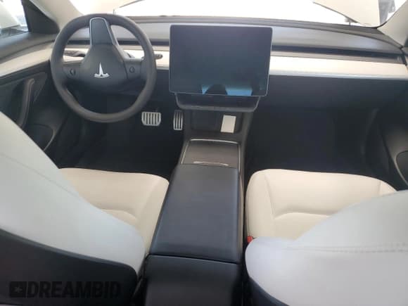 ✅ 2023 Tesla Model 3 Performance • VIN: 5YJ3E1EC7PF600078 • Lot: 52805345. Wystawiony na Copart z przebiegiem Nie podano. Bezpłatny archiwum sprzedaży aukcyjnych z USA i szczegółowy raport historii pojazdu na DreamBid. Zdjęcie 8.