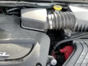 ✅ 2018 Chrysler Pacifica LX • VIN: 2C4RC1CG0JR130445 • Lot: 68556565. Wystawiony na Copart z przebiegiem 136 284 mil. Bezpłatny archiwum sprzedaży aukcyjnych z USA i szczegółowy raport historii pojazdu na DreamBid. Zdjęcie 16.