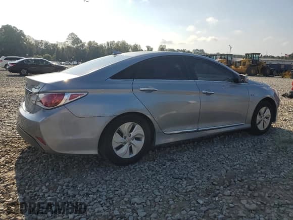 ✅ 2014 Hyundai Sonata Limited • VIN: KMHEC4A41EA118089 • Lot: 68168574. Listed on Copart with 56,384 mi. Free auction sales archive from the USA and detailed vehicle history report at DreamBid. Image 3.