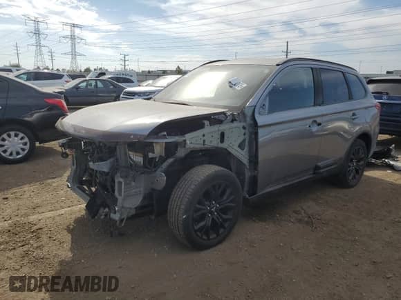 2018 Mitsubishi Outlander ES z VIN JA4AZ3A3XJZ023782, wystawiony jako Copart lot #84819265 z przebiegiem 64 823 mil mil oraz Szkoda całkowita • Salvage title. Historia ofert i sprzedaży dostępna na DreamBid. Obrazek 1.