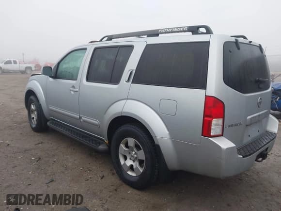 ✅ 2007 Nissan Pathfinder S • VIN: 5N1AR18W27C628204 • Lot: 43780778. Listed on IAAI with Not provided. Free auction sales archive from the USA and detailed vehicle history report at DreamBid. Image 3.