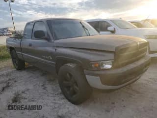 ✅ 2001 Dodge 1500 • VIN: 3B7HC13Y71G812894 • Лот: 76186494. Опубликован ранее на Copart с пробегом 269 233 миль. Бесплатный доступ к архиву аукционных продаж из США и подробный отчёт об истории автомобиля на DreamBid. Изображение 4.