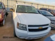 ✅ 2014 Chevrolet Suburban • VIN: 1GNSC5E06ER138660 • Lot: 86876575. Wystawiony na Copart z przebiegiem 159 523 mil. Bezpłatny archiwum sprzedaży aukcyjnych z USA i szczegółowy raport historii pojazdu na DreamBid. Zdjęcie 5.