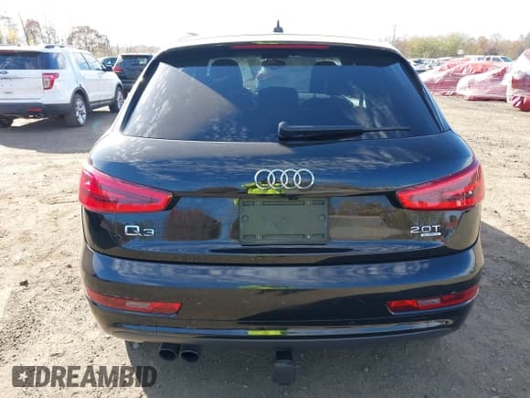 ✅ 2015 Audi Q3 Prestige • VIN: WA1GFCFS9FR004358 • Lot: 43604261. Listed on IAAI with 81,990 mi. Free auction sales archive from the USA and detailed vehicle history report at DreamBid. Image 16.