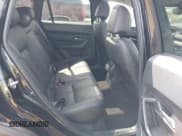 ✅ 2023 Mazda CX-50 S Premium Plus • VIN: 7MMVABEM0PN138970 • Lot: 42017075. Wystawiony na IAAI z przebiegiem 35 691 mil. Bezpłatny archiwum sprzedaży aukcyjnych z USA i szczegółowy raport historii pojazdu na DreamBid. Zdjęcie 8.