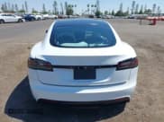 ✅ 2023 Tesla Model S • VIN: 5YJSA1E5XPF518693 • Lot: 42768848. Wystawiony na IAAI z przebiegiem 17 276 mil. Bezpłatny archiwum sprzedaży aukcyjnych z USA i szczegółowy raport historii pojazdu na DreamBid. Zdjęcie 17.