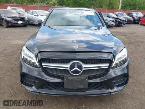 ✅ 2019 Mercedes-Benz C 43 AMG • VIN: 55SWF6EBXKU295133 • Lot: 42220346. Wystawiony na IAAI z przebiegiem 62 586 mil. Bezpłatny archiwum sprzedaży aukcyjnych z USA i szczegółowy raport historii pojazdu na DreamBid. Zdjęcie 12.