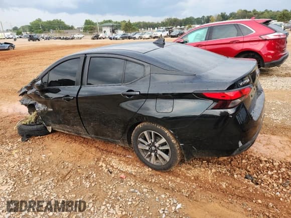 ✅ 2020 Nissan Versa SV • VIN: 3N1CN8EV3LL897455 • Lot: 82046275. Wystawiony na Copart z przebiegiem 50 769 mil. Bezpłatny archiwum sprzedaży aukcyjnych z USA i szczegółowy raport historii pojazdu na DreamBid. Zdjęcie 2.