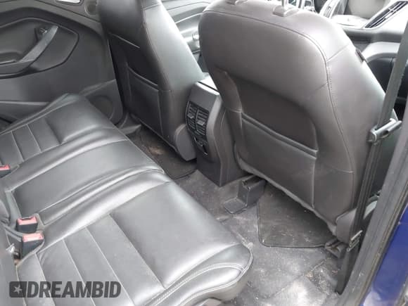 ✅ 2013 Ford Escape SE • VIN: 1FMCU9G93DUA02880 • Lot: 43517846. Wystawiony na IAAI z przebiegiem 156 489 mil. Bezpłatny archiwum sprzedaży aukcyjnych z USA i szczegółowy raport historii pojazdu na DreamBid. Zdjęcie 8.