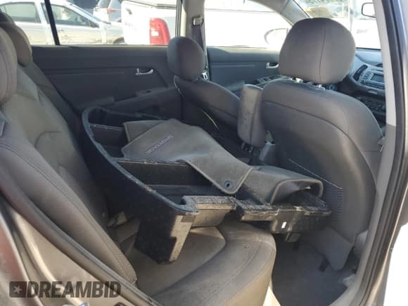 ✅ 2016 Kia Sportage LX • VIN: KNDPB3AC9G7847569 • Лот: 92674175. Опубликован ранее на Copart с пробегом Не указан. Бесплатный доступ к архиву аукционных продаж из США и подробный отчёт об истории автомобиля на DreamBid. Изображение 11.