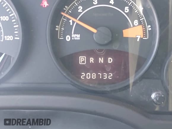 ✅ 2017 Jeep Patriot Sport • VIN: 1C4NJPBA3HD166048 • Lot: 42951254. Listed on IAAI with 208,732 mi. Free auction sales archive from the USA and detailed vehicle history report at DreamBid. Image 15.